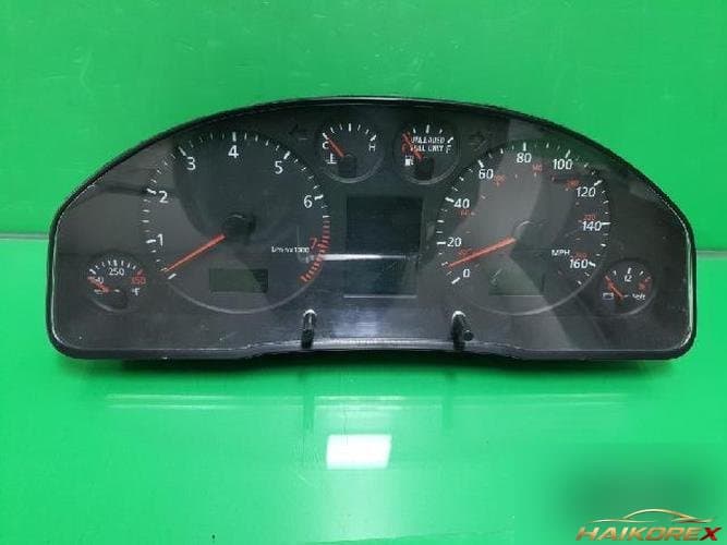 Audi A6 2000 — щиток приборов