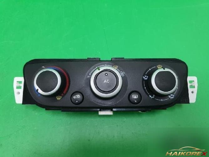 Renault SM3 2011 — переключатель управления кондиционером/отопителем T1006018G