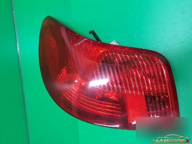 Peugeot 308 2012 — фонарь задний в сборе левый 96814438XT