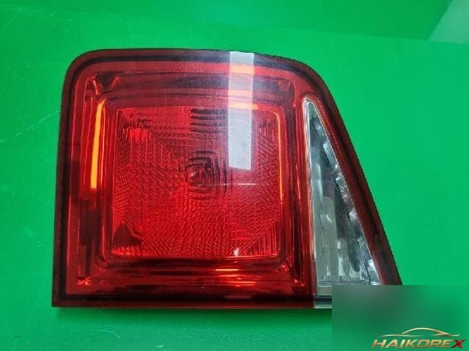Chevrolet Orlando 2012 — задний фонарь в сборе (освещение багажника)