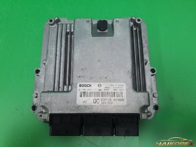 Renault QM5 2014 — блок управления двигателем ECU 237101625R