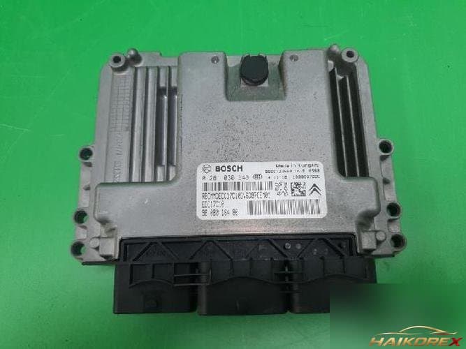 Peugeot 2008 2015 — блок управления двигателем ECU 9808016480