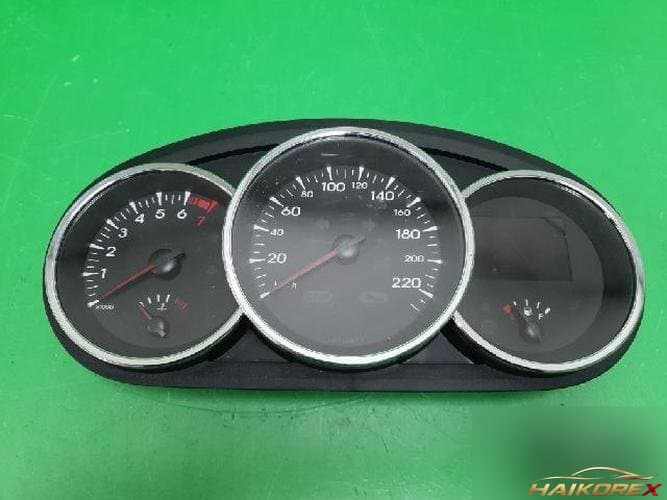 Renault SM3 2011 — приборная панель 248100518R