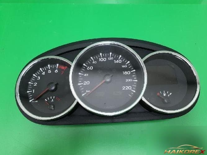 Renault SM3 2010 — панель приборов 248104925R