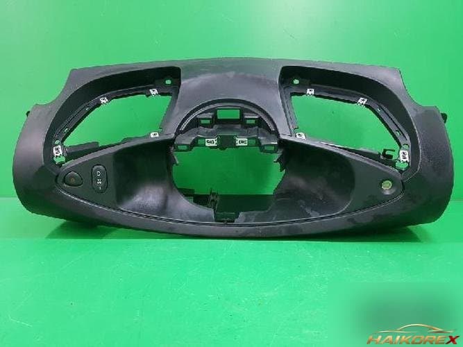 Renault Twizy 2020 — панель приборов 661003238R
