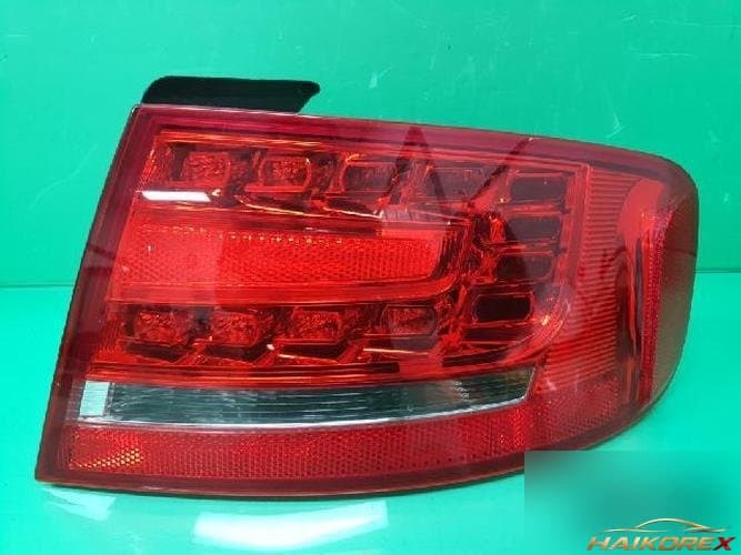 Audi A4 2012 — фонарь задний комбинированный правый 8K0 945 096 K