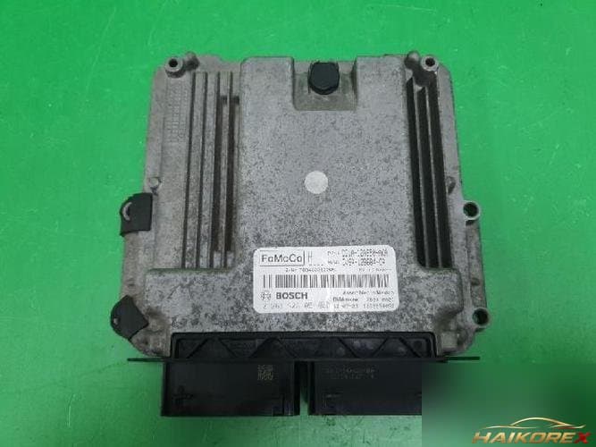 Ford Taurus 2013 — блок управления двигателем ECU DG1A 12A650