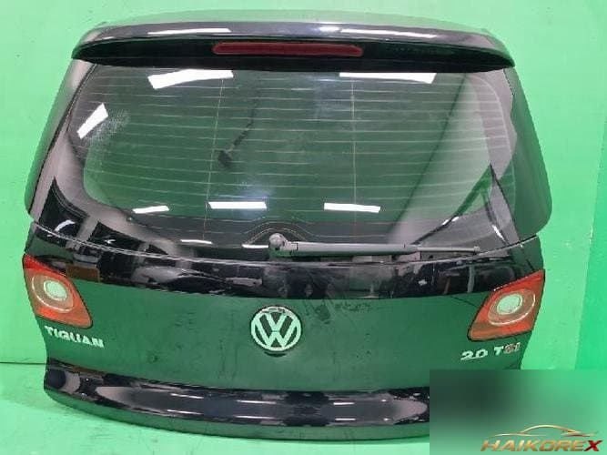 Volkswagen Tiguan 2010 — крышка багажника