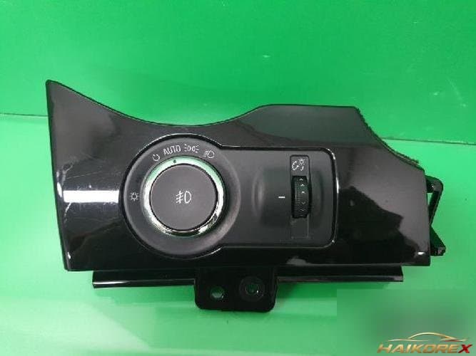 GM Daewoo Orlando 2012 — кнопка регулировки яркости