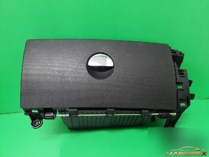 Mini Countryman 2015 — перчаточный ящик 9801438