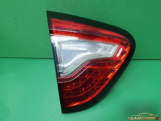Renault QM3 2016 — накладка крышки багажника (с фонарём) 265564078R