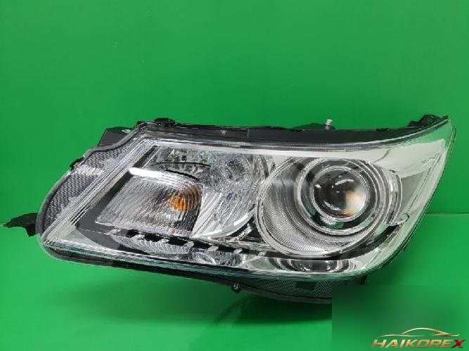 Chevrolet Alpheon 2011 — фара правая