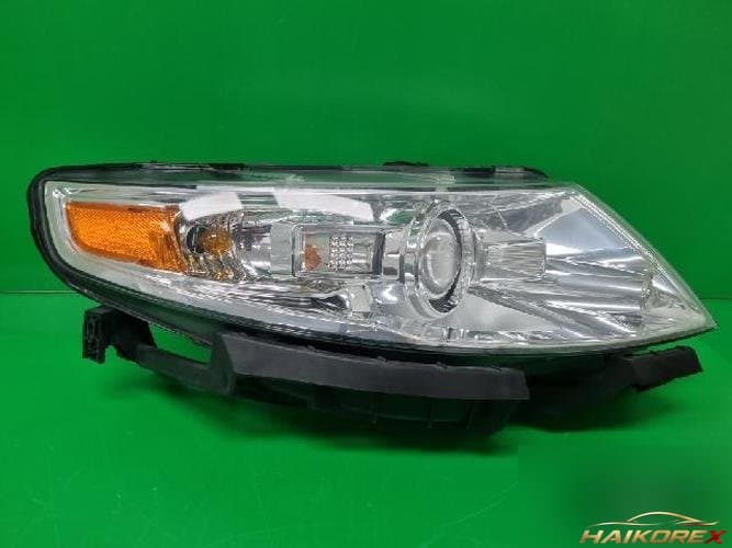 Ford MKS 2011 — фара правая