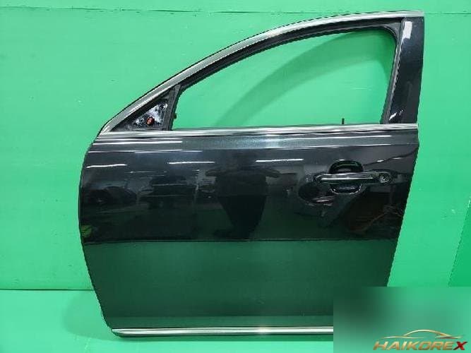 Ford MKS 2011 — передняя дверь левая