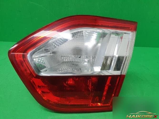 Renault SM3 2011 — накладка крышки багажника (с фонарём) 265500017R 10