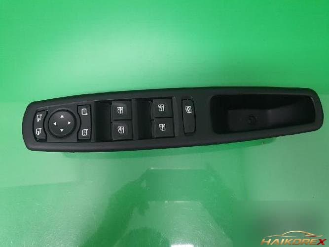 Renault SM3 2011 — выключатель стеклоподъемника