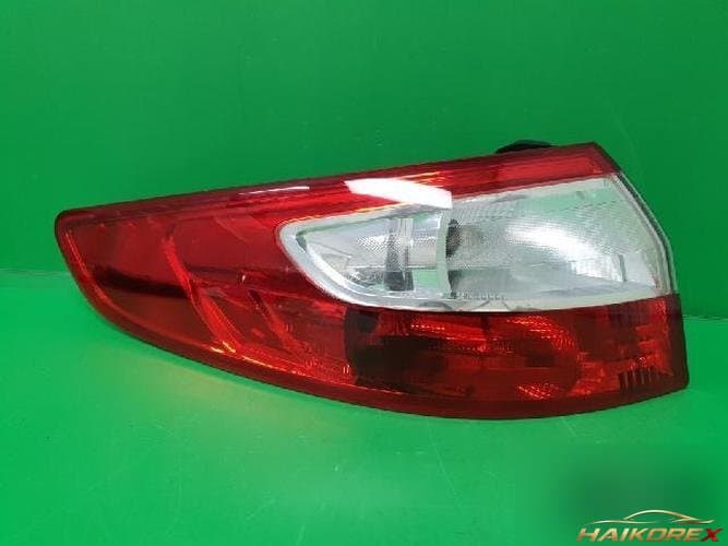 Renault SM3 2011 — комбинированный задний фонарь левый 265550016R
