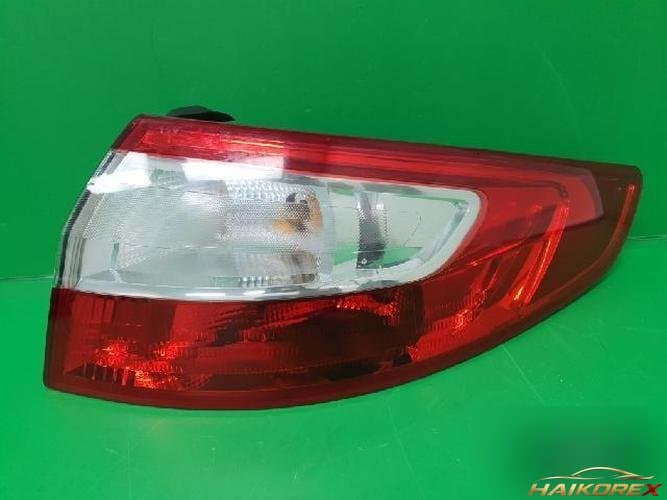 Renault SM3 2011 — комбинированный фонарь задний правый 265500016R
