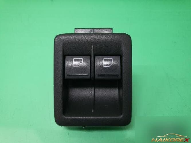 Volkswagen Scirocco 2012 — кнопка стеклоподъемника 1K8959851