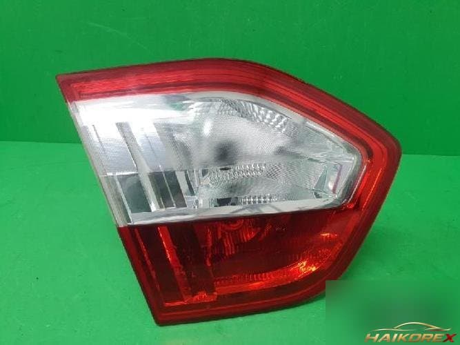 Renault SM3 2011 — накладка задней двери левая 265550017R