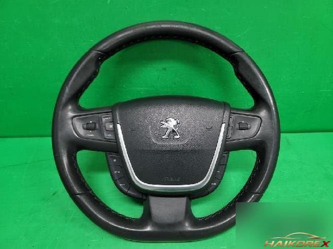 Peugeot 508 2015 — руль