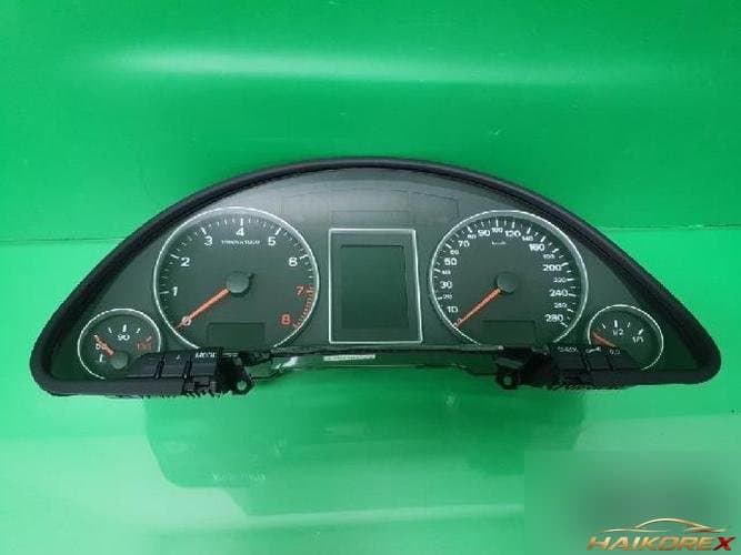 Audi A4 2006 — панель приборов 8E0920901E