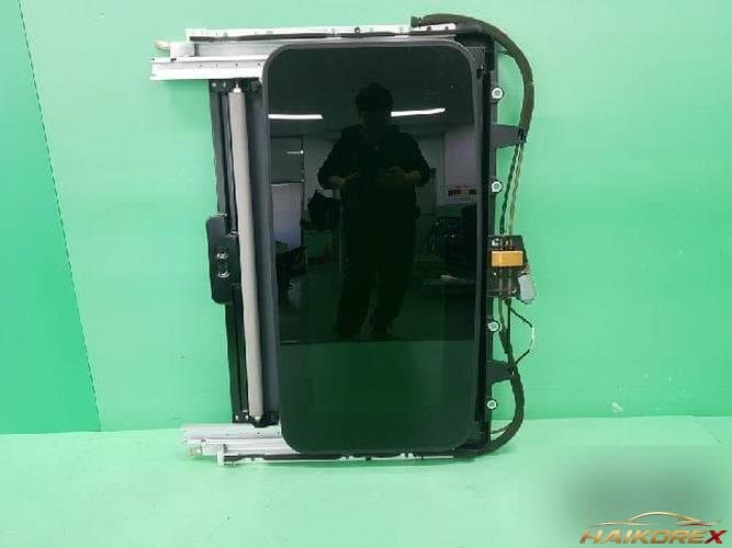 KG Mobility Korando 2014 — люк крыши (2)
