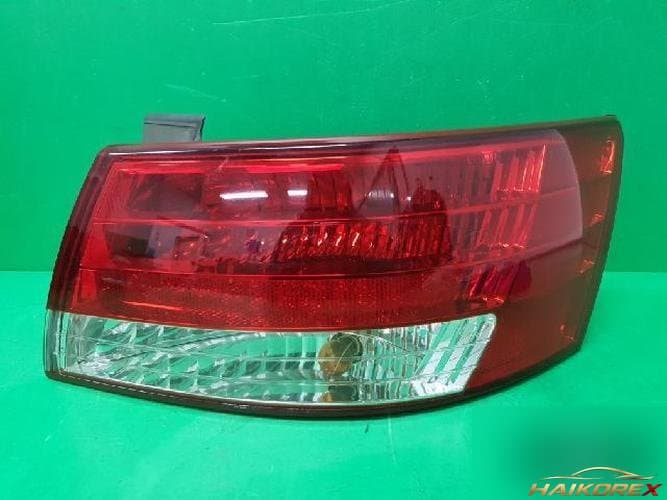 Hyundai Sonata 2006 — фонарь задний комбинированный правый (со стороны пассажира) 92402 3K0 3
