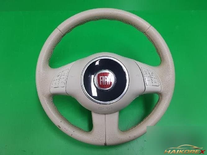 Fiat 500 2015 — рулевое колесо