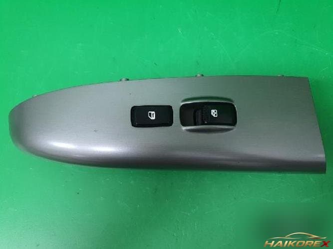 Kia Carnival 2010 — кнопка стеклоподъемника 93575 4D121OT