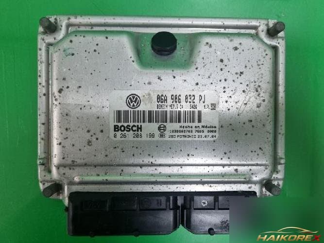 Volkswagen Beetle 2005 — блок управления двигателем ECU 06A956032 PJ