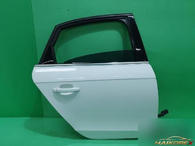 Audi A4 2009 — дверь задняя правая