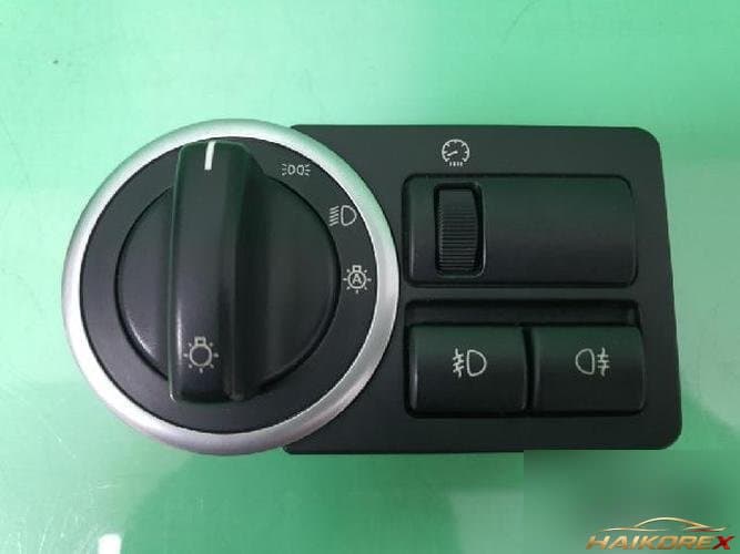 Land Rover Range Rover 2008 — кнопка/выключатель YUD501380PUY