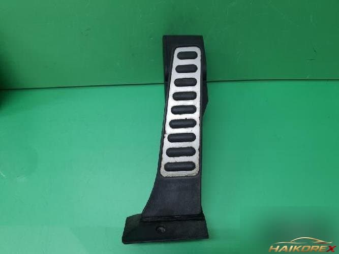 Land Rover Range Rover 2008 — педаль акселератора