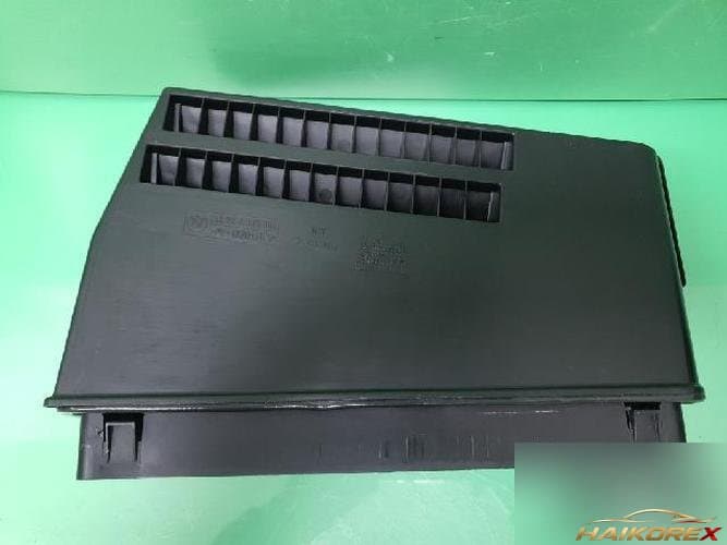 Land Rover Range Rover 2008 — прочая деталь 6422 8385388