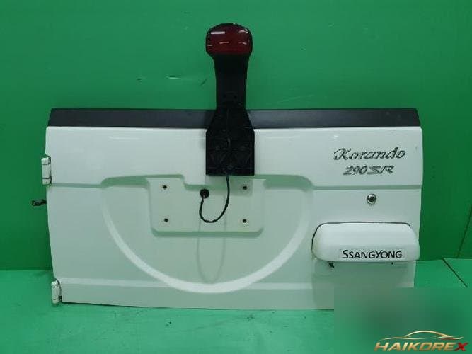 KG Mobility Korando 2001 — дверь багажника