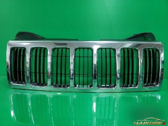 Jeep Grand Cherokee 2009 — решетка радиатора 55157458AA