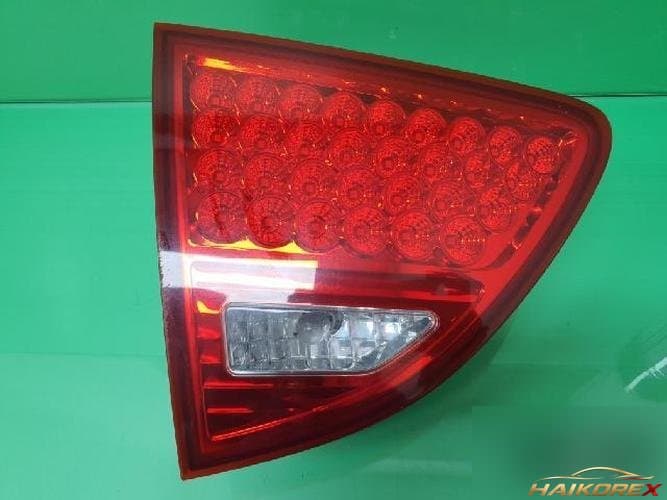 Hyundai Veracruz 2007 — накладка задней двери левая