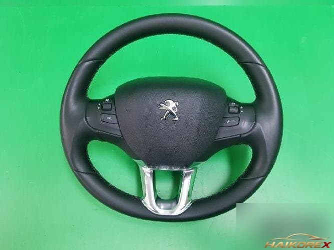 Peugeot 2008 2015 — рулевое колесо