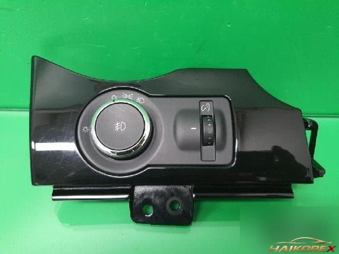 GM Daewoo Orlando 2014 — кнопка регулировки яркости