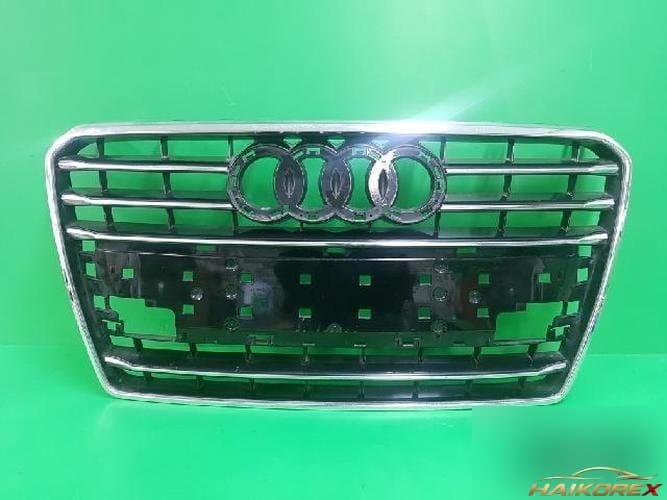 Audi A7 2012 — решетка радиатора