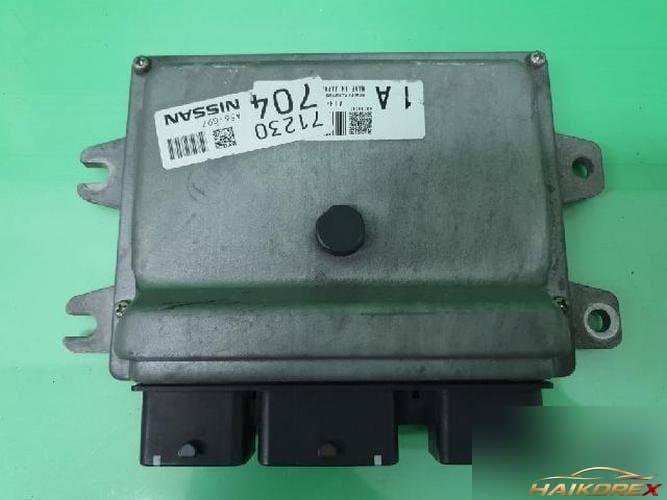 Nissan Cube 2011 — блок управления двигателем ECU 12