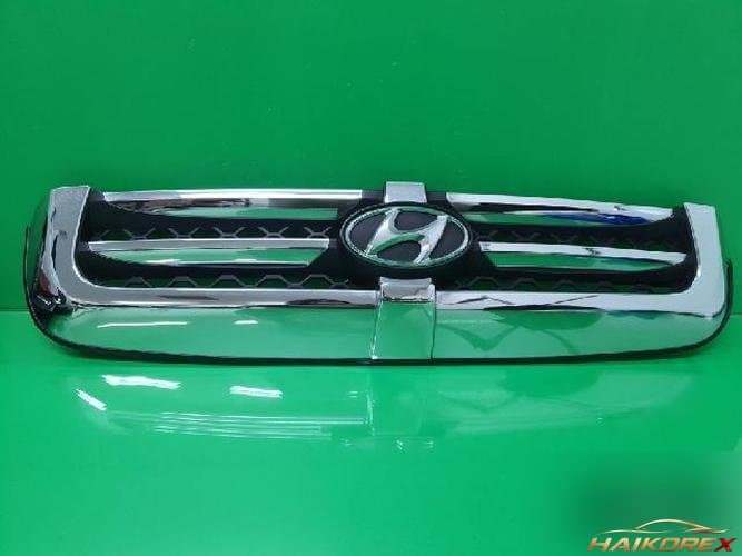 Hyundai Santa Fe 2005 — решетка радиатора