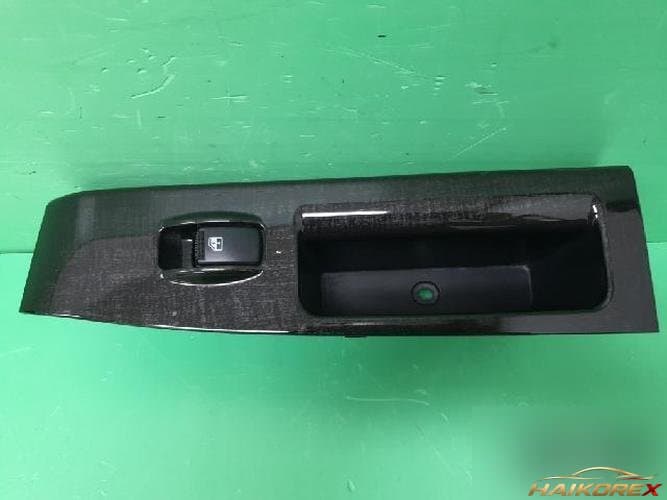 Kia Sorento 2009 — кнопка стеклоподъемника 935803E2308Y