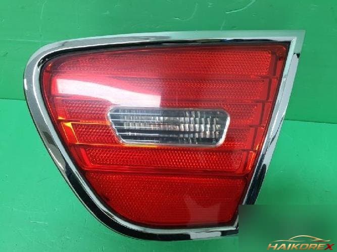 Hyundai Avante 2008 — задний фонарь (багажник) белый