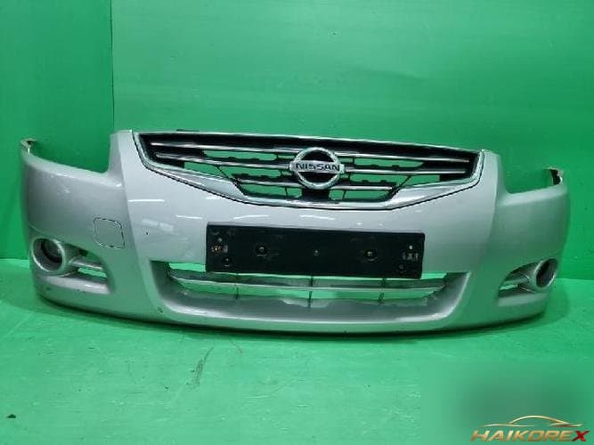 Nissan Altima 2011 — передний бампер