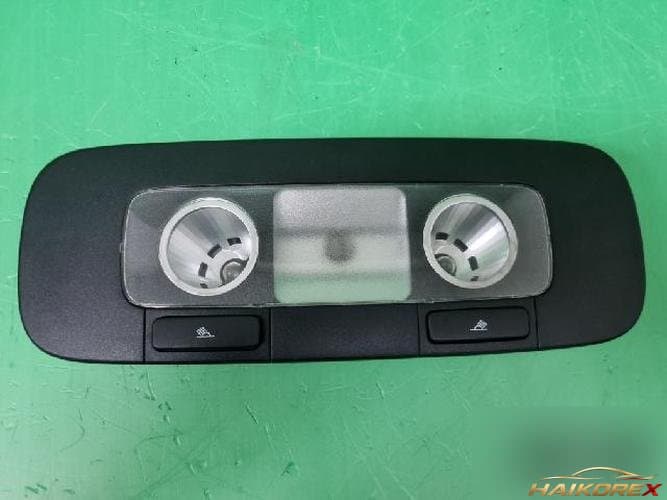 Volkswagen Golf 2011 — салонный светильник 2