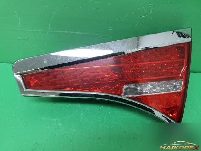 Kia K5 2013 — задняя фонарь (багажник)