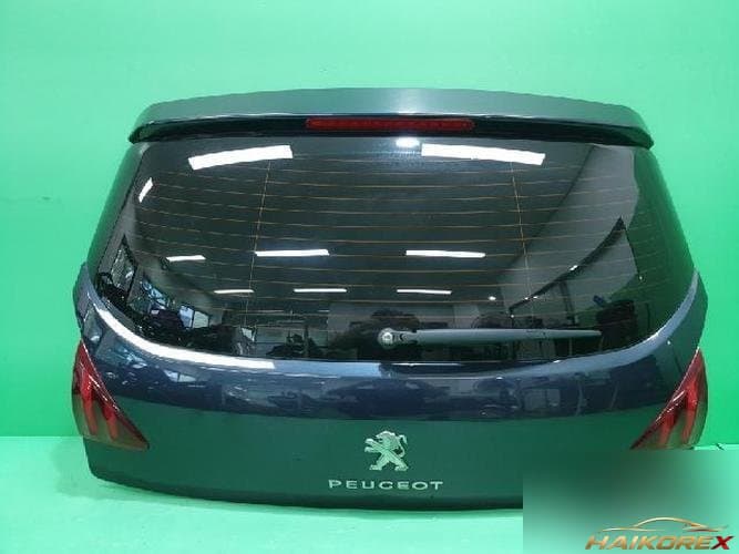 Peugeot 3008 2015 — крышка багажника