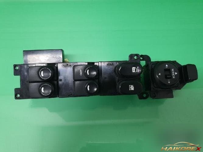 Hyundai i30 2009 — выключатель стеклоподъемника левый 935702L020